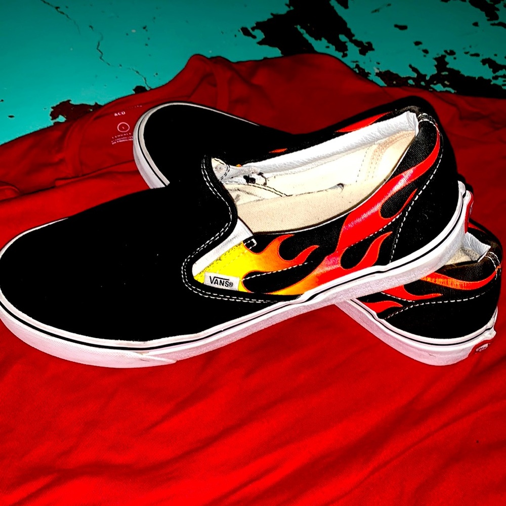 Black with flames men van shoes